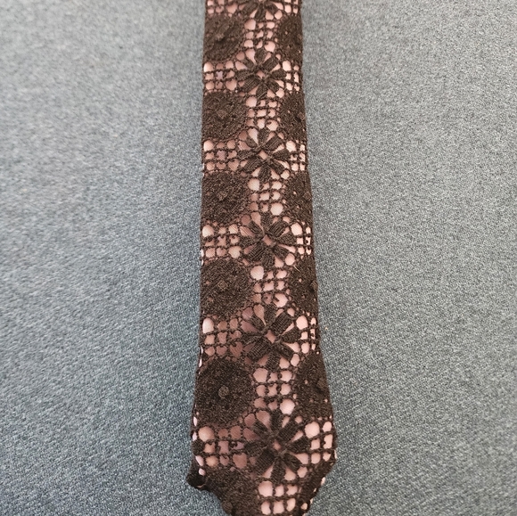 Marwood Black/ Lilac Geo Lace Tie - Picture 1 of 9